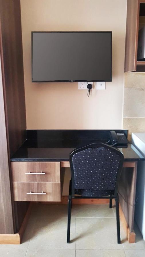 Nairobi West Suites Eksteriør billede